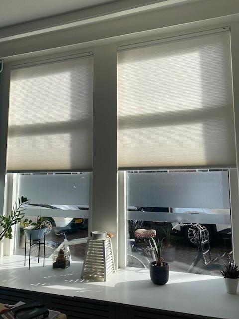 Luxaflex Duette Shade Topdown/bottom up met Powerview, Ophalen, 100 tot 150 cm, 200 cm of meer, Zo goed als nieuw