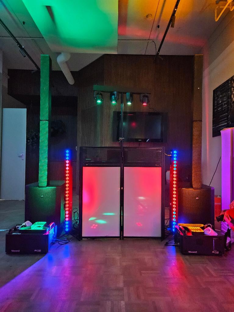 Geluidsinstallatie huren – 2x MAUI 44 (3000W RMS), Ophalen of Verzenden, Nieuw, Overige