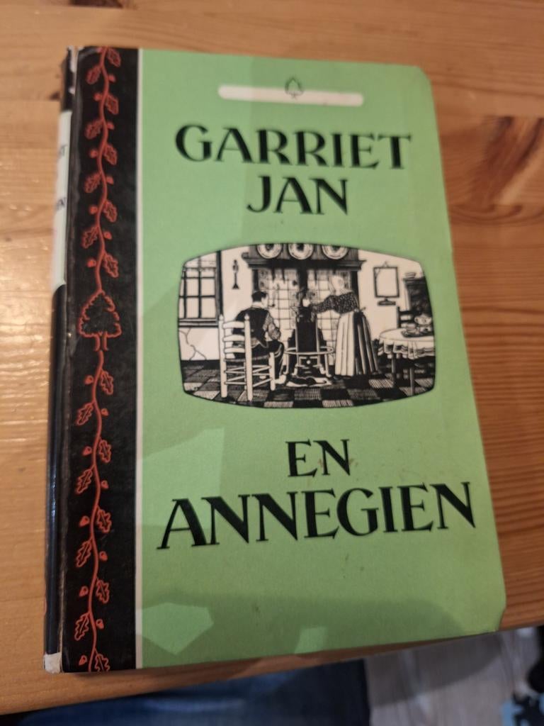 Twee Vintage Garriet Jan en Annegien Boeken, Gelezen, W.G. van de Hulst, Ophalen of Verzenden, Nederland