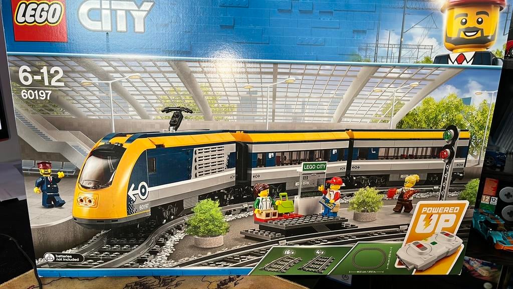 Lego city passagierstrein 10197 nieuw in doos, Ophalen of Verzenden, Zo goed als nieuw