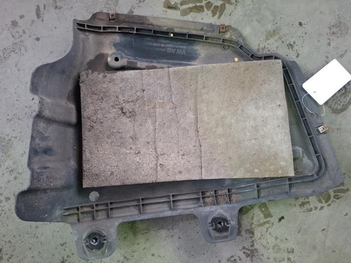 Beschermplaat bodem van een Volkswagen Golf, Gebruikt, -, -, -