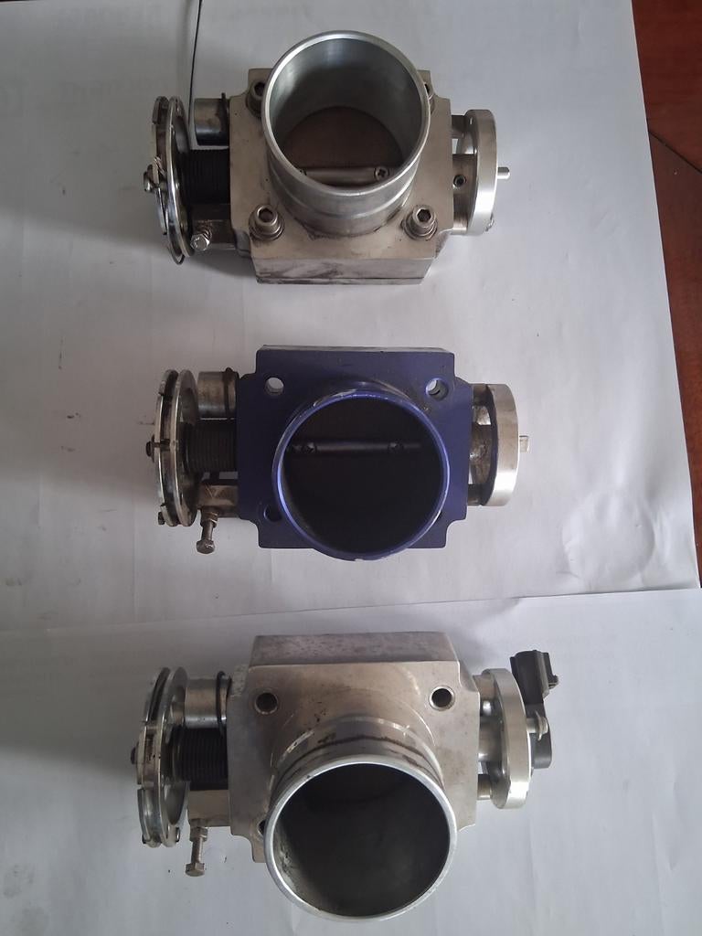 Gasklep 65mm, en 70 mm voor Tuning - 3 stuks, Auto-onderdelen, Motor en Toebehoren, Ophalen of Verzenden, Gebruikt, Universele onderdelen