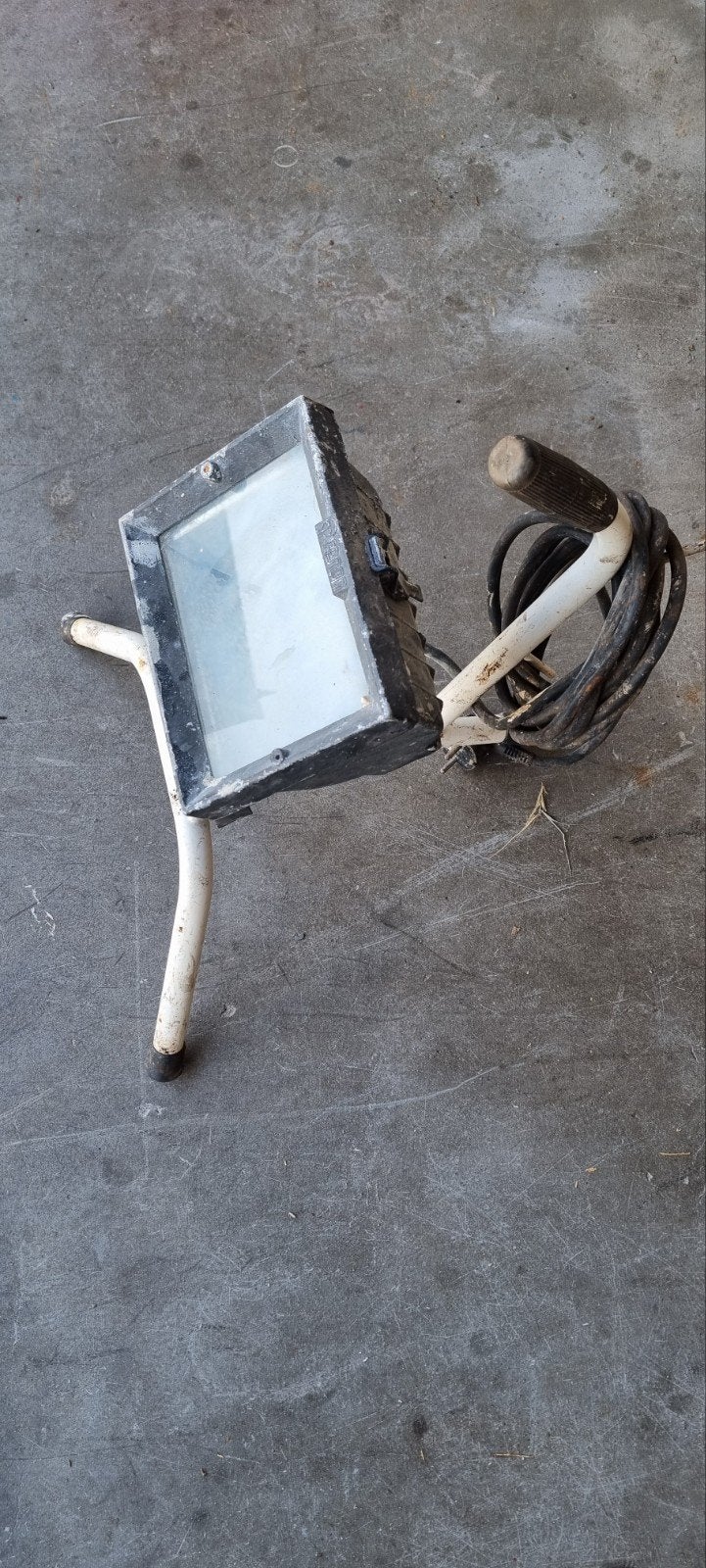 Oude bouwlamp met statief, Ophalen, Gebruikt, Minder dan 50 watt, Met statief