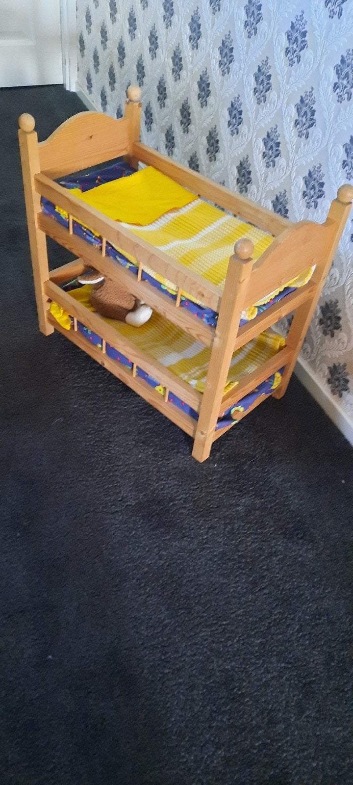stapelbed poppen met nieuw beddegoed+ matras, Ophalen, Zo goed als nieuw, Babypop