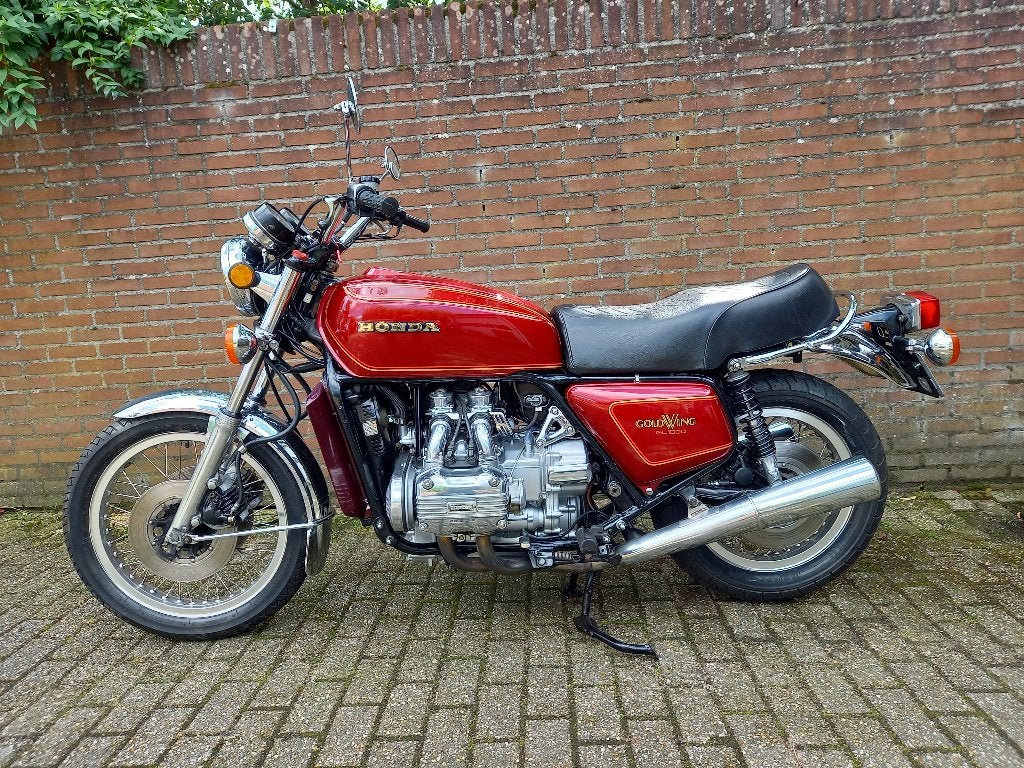 GL1000  1977, 4 cilinders, Motorrijbewijs A, Gebruikt, Meer dan 35 kW