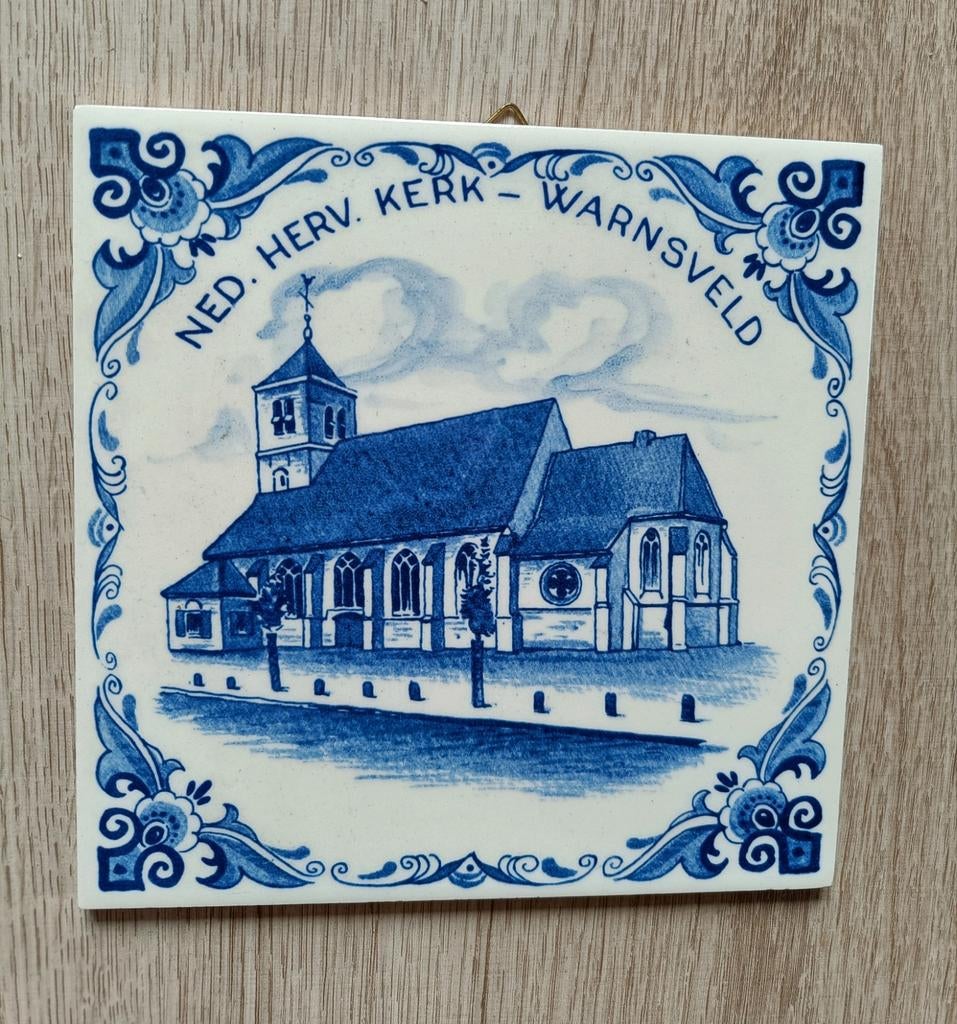 Delfts Blauw Tegeltje Ned. Herv. Kerk Warnsveld, Antiek en Kunst, Antiek | Wandborden en Tegels, Ophalen of Verzenden