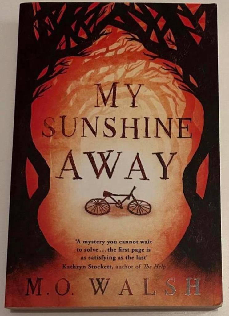 M.O. Walsh My Sunshine Away - English Thriller, Ophalen of Verzenden, Zo goed als nieuw, Non-fictie