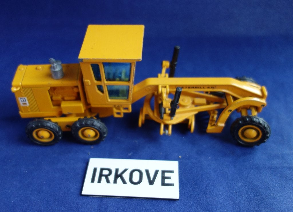 OUD * SIKU * FARM * PILAR * Shovels * TERMEULEN *, Verzenden