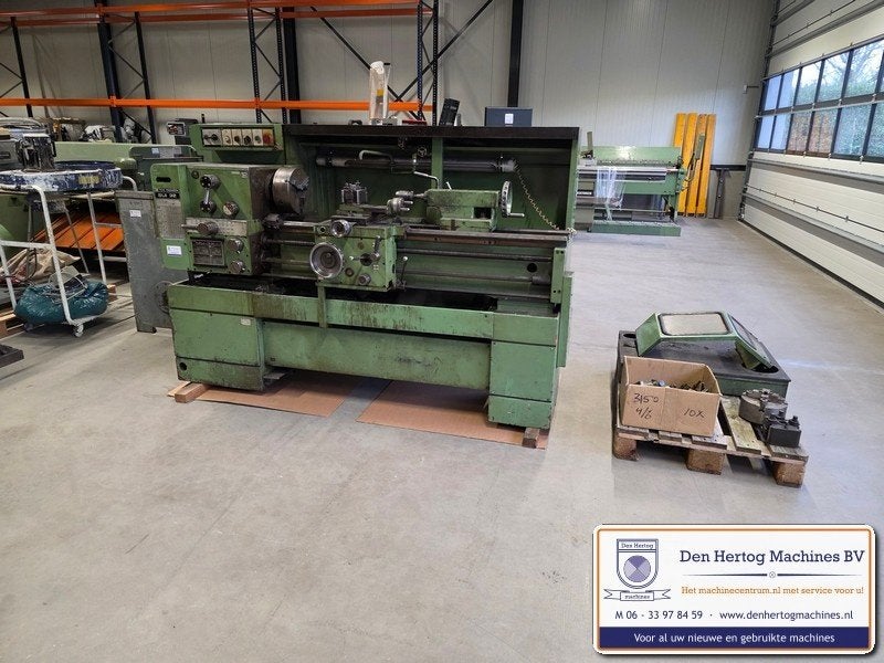 Draaibank SUI32/1000 TOS doorlaat 38mm metaaldraaibank 400V, Ophalen, Gebruikt, Metaaldraaibank, 1000 mm of meer