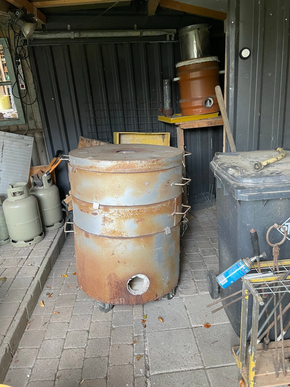 Grote gasgestookte keramiek / raku oven op wieltjes, Ophalen, Gebruikt