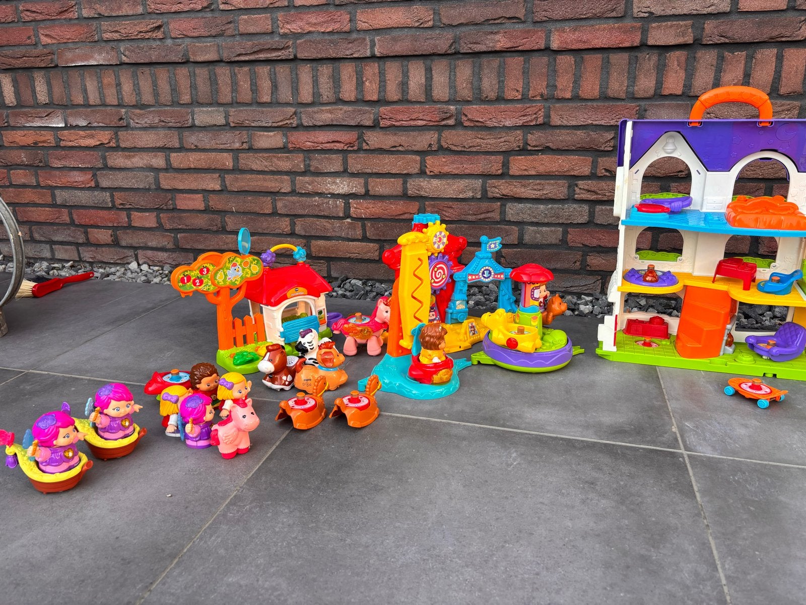 Grote set Vtech speelgoed met huis en kermis, Ophalen, Gebruikt, Jongen of Meisje