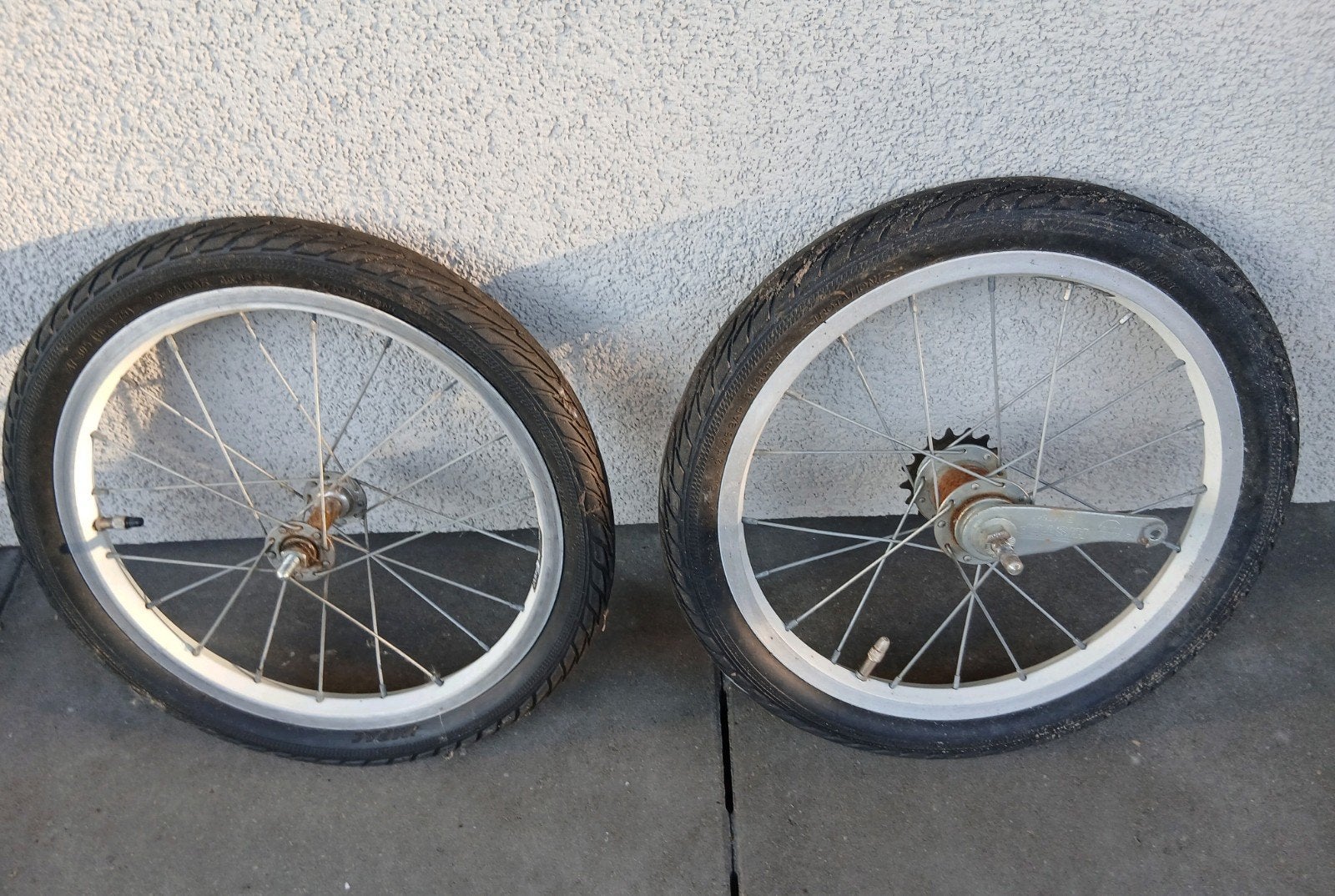 fiets wielen maat 28 inch /26 inch / 16 inch / gebruikt fiet, Fietsen en Brommers, Fietsonderdelen, Ophalen, Wiel