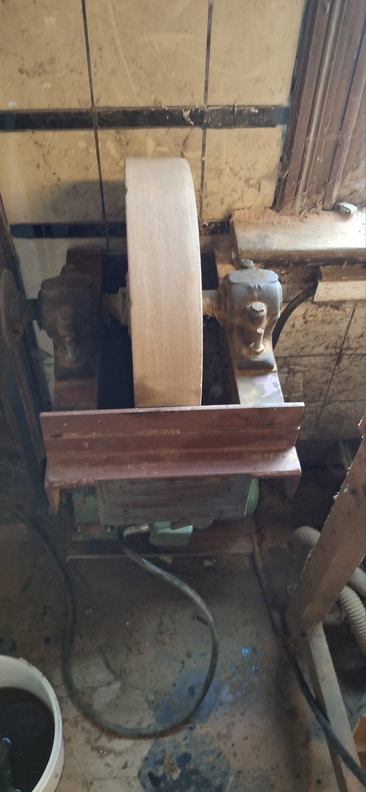 Zware zelfbouw natte slijpmachine 380V, Ophalen, Gebruikt, 1000 watt of meer, Overige typen