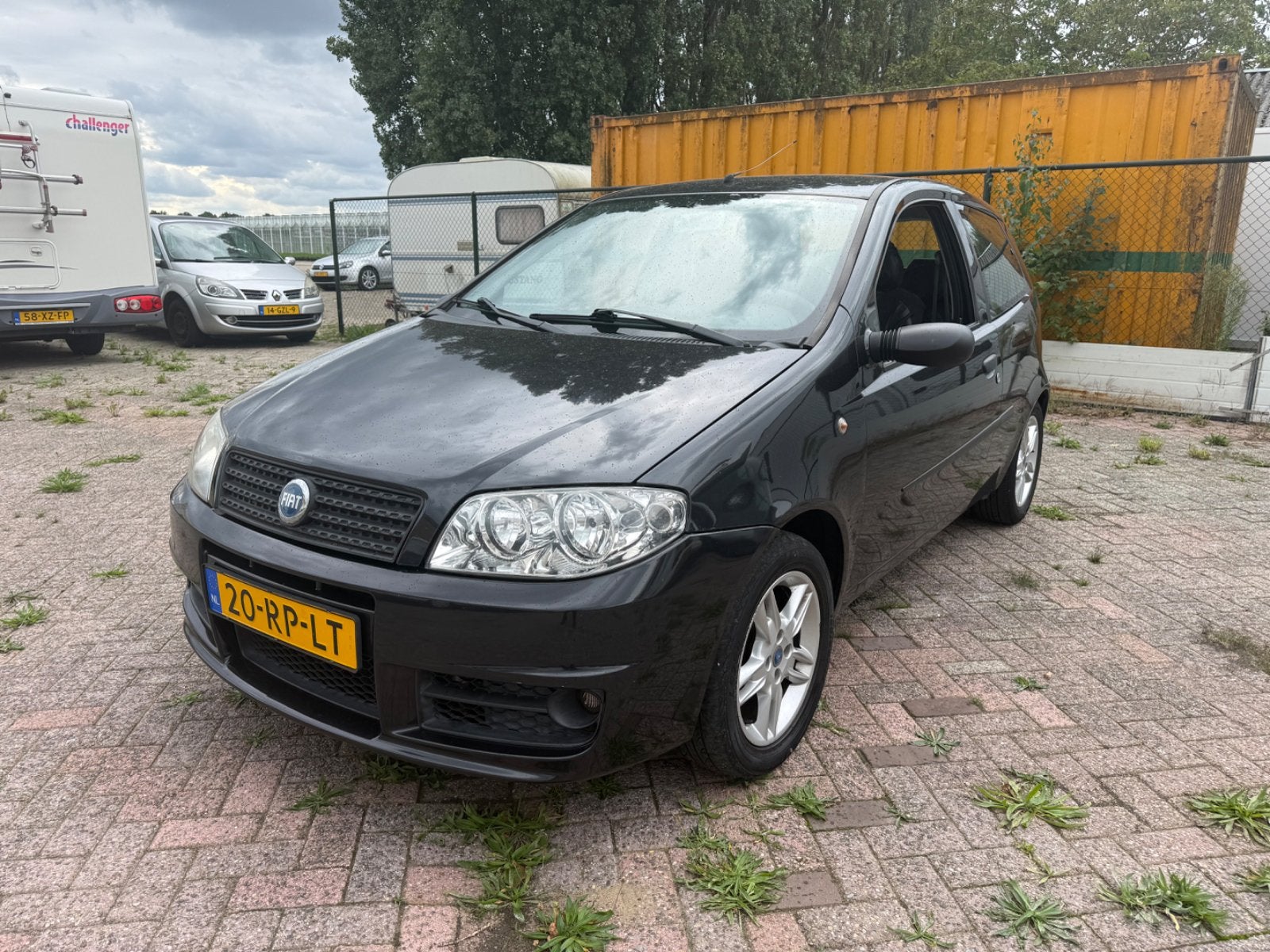 Fiat Punto 1.2 Navigator | Meeneemdeal | Lees adv | APK 2027, Auto's, Voorwielaandrijving, Gebruikt, 4 cilinders, Zwart