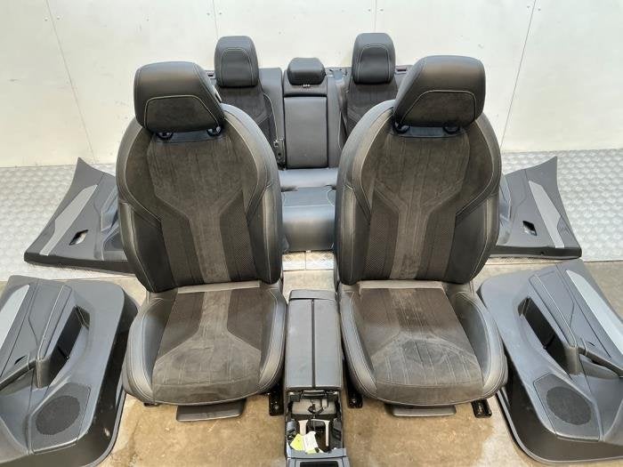 Bekleding Set (compleet) van een Peugeot 408 (408 22-), 12 maanden garantie, Gebruikt, -, -