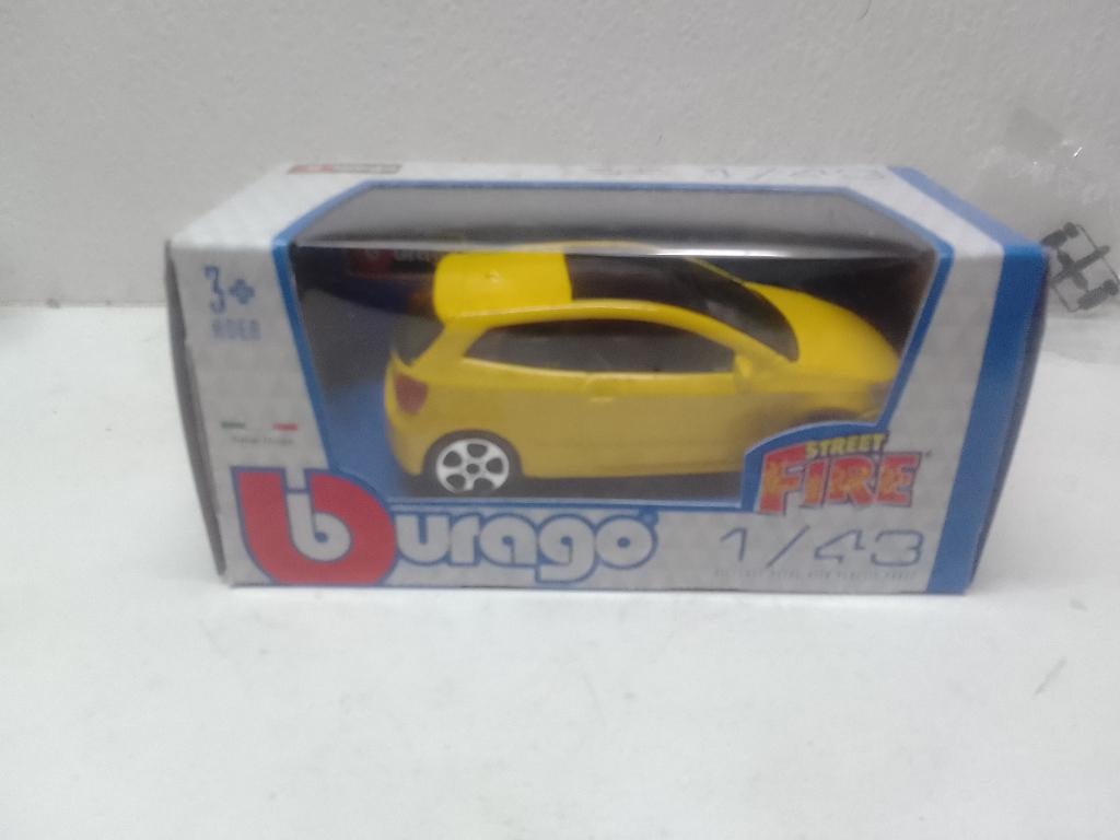 VW Polo GTi Geel, Hobby en Vrije tijd, Modelauto's | 1:43, Ophalen of Verzenden, Nieuw, Auto, Overige merken