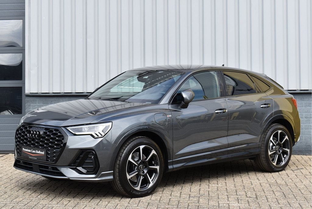 Audi Q3 Sportback 45 TFSI e S-Line Black Ed Navi Leder Camer, Gebruikt, Euro 6, Leder en Stof, 245 pk