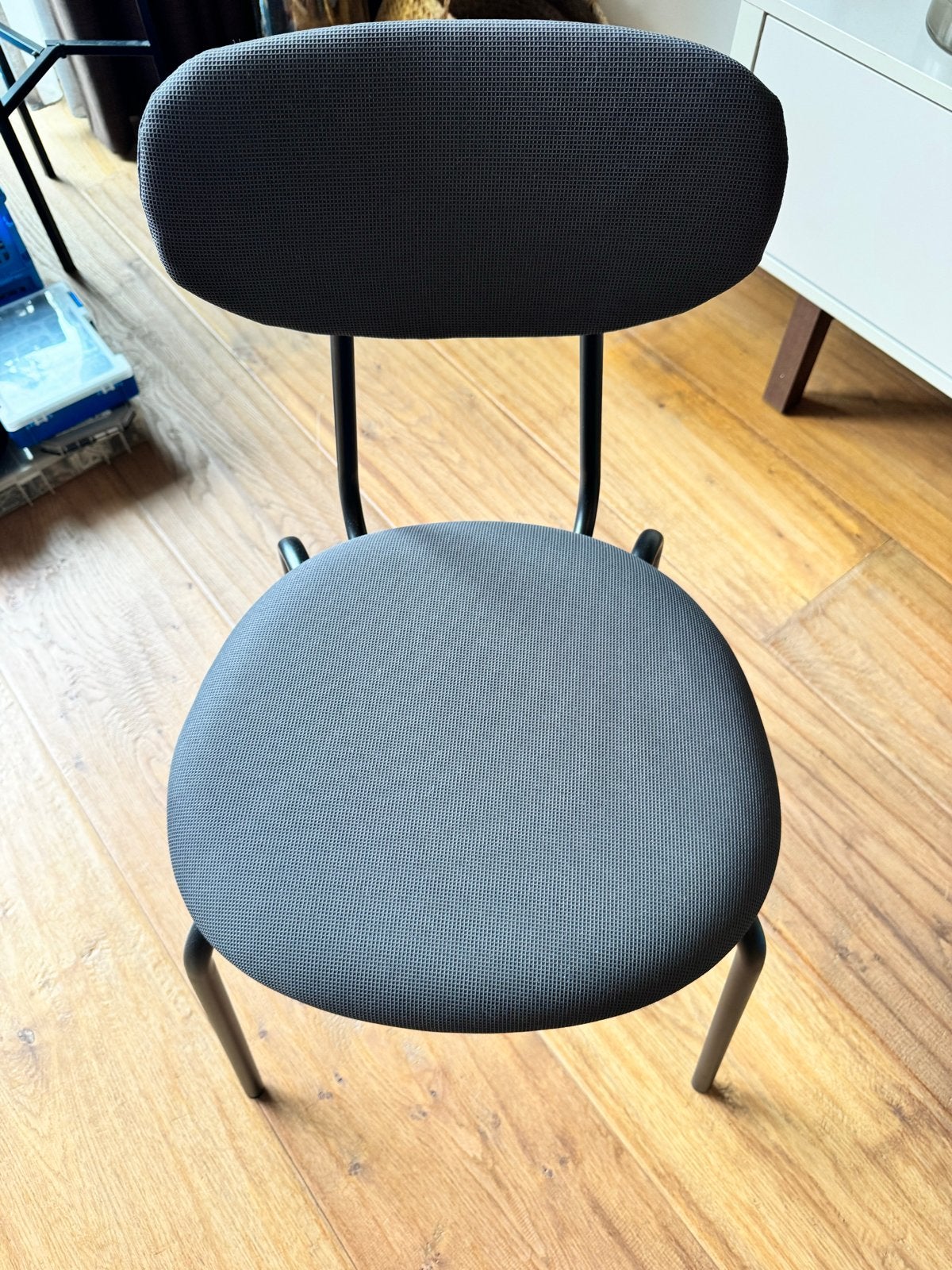 4 IKEA SANDSBERG stoelen gratis af te halen voor een 6-pack, Huis en Inrichting, Stoelen, Ophalen, Gebruikt, Zwart, Vier
