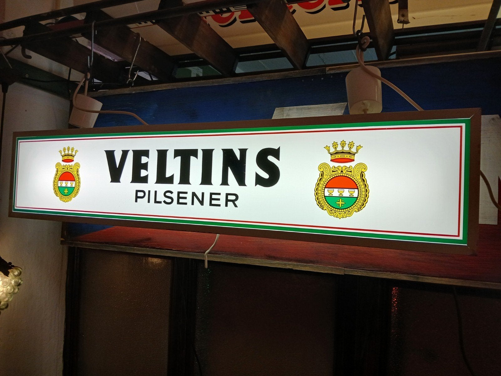 Veltins dubbelzijdige lichtreclame, Verzamelen, Ophalen of Verzenden, Gebruikt, Overige merken