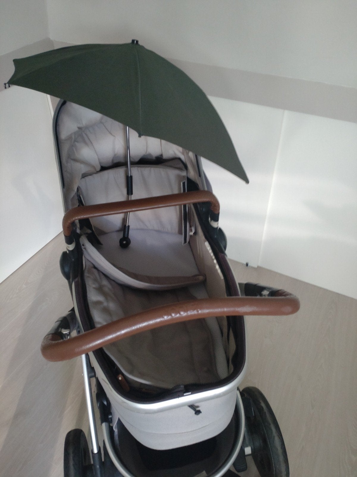 Joolz Geo Elephant Grey kinderwagen met gebruikssporen, Kinderen en Baby's, Kinderwagens en Combinaties, Ophalen of Verzenden