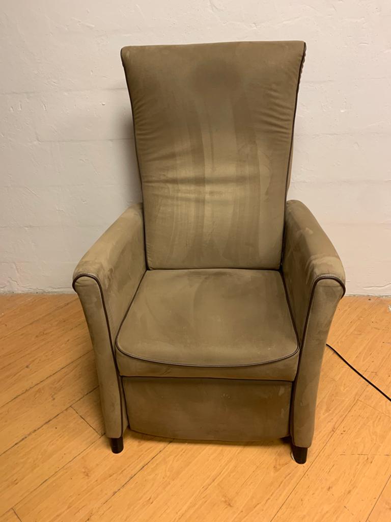 Relax Fauteuil, suede. Creme elektrisch Fitform Met garantie, Huis en Inrichting, Fauteuils, Ophalen, Zo goed als nieuw, 50 tot 75 cm