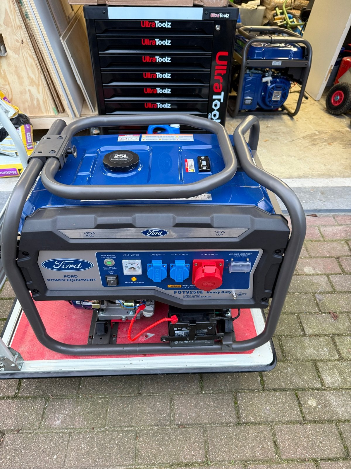 Ford FGT9250E Heavy Duty Benzine Generator, Ophalen, Elektrisch startend, Benzine, Zo goed als nieuw