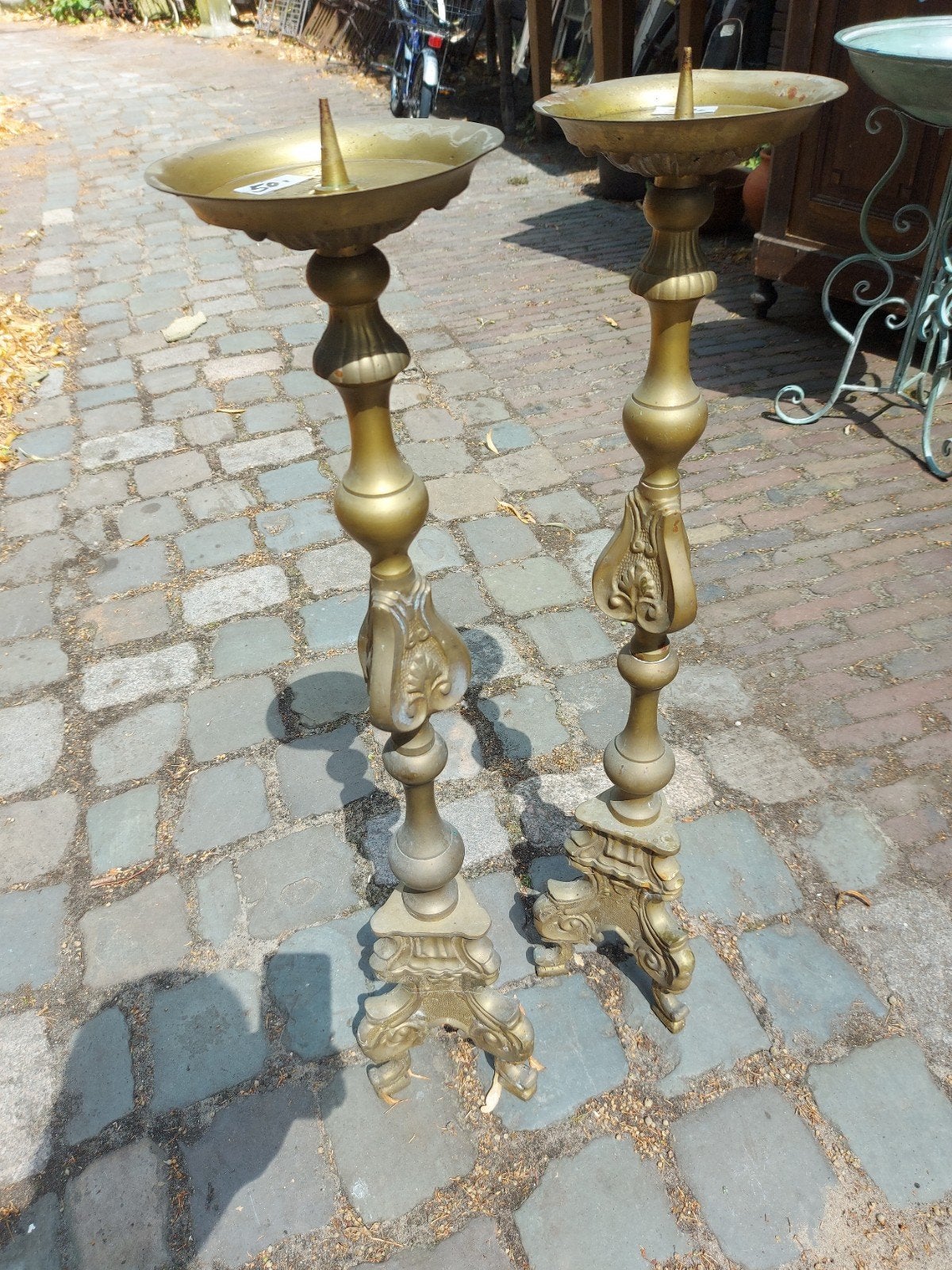 2 antiek zwaar bronzen kerkkandelaar 92 cm hoog 1860  -1880, Ophalen of Verzenden, Koper of Brons