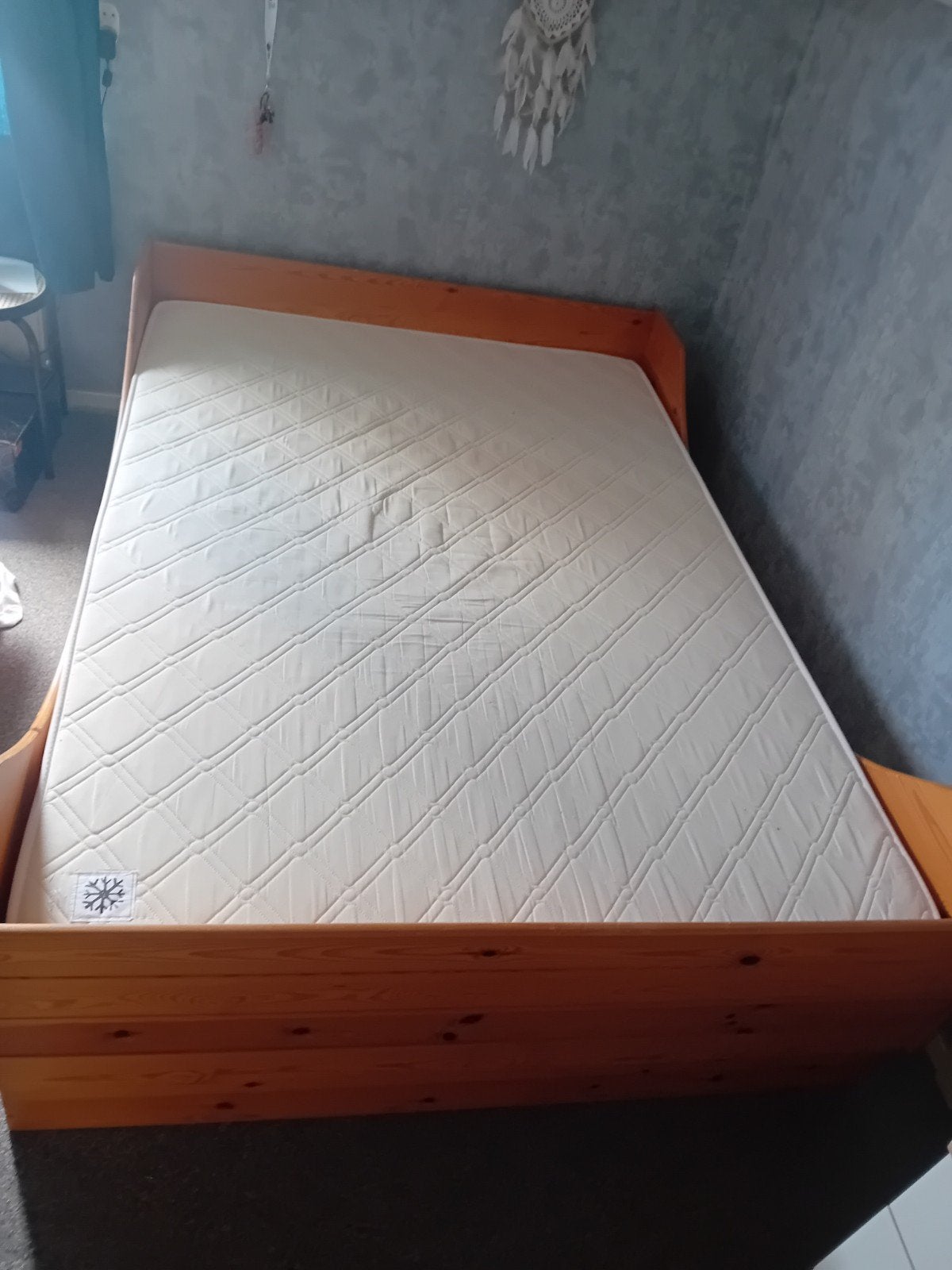 Mooi gratis twee persons bed, Bruin, Tweepersoons, 140 cm, 200 cm