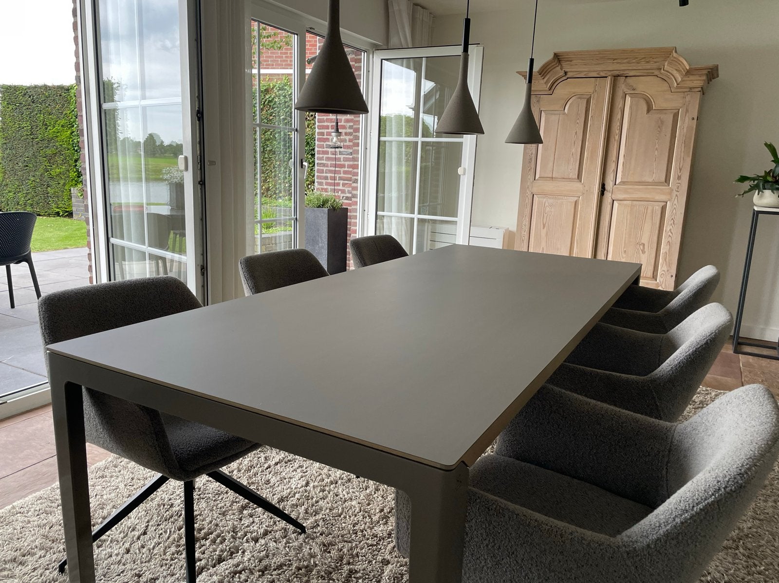 Leolux Kalia tafel 240x100 Fenix Grigio Londra walnoot, Huis en Inrichting, Tafels | Eettafels, Ophalen, Gebruikt, 100 tot 150 cm
