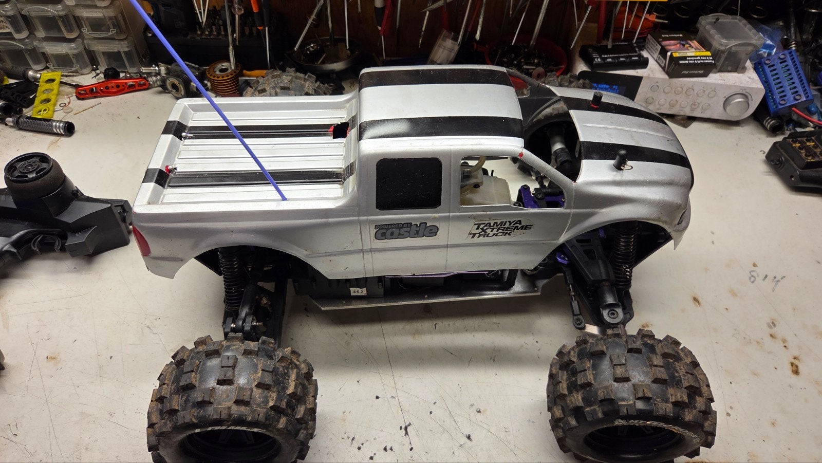 Te koop mooie Tamiya monstertruck, Hobby en Vrije tijd, Gebruikt, Ophalen of Verzenden, Auto onroad, Schaal 1:8