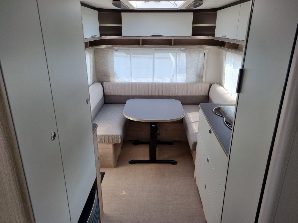 Bürstner Premio 460 TS Gratis Mover!, Schokbreker, Rondzit, Bedrijf, 5 tot 6 meter