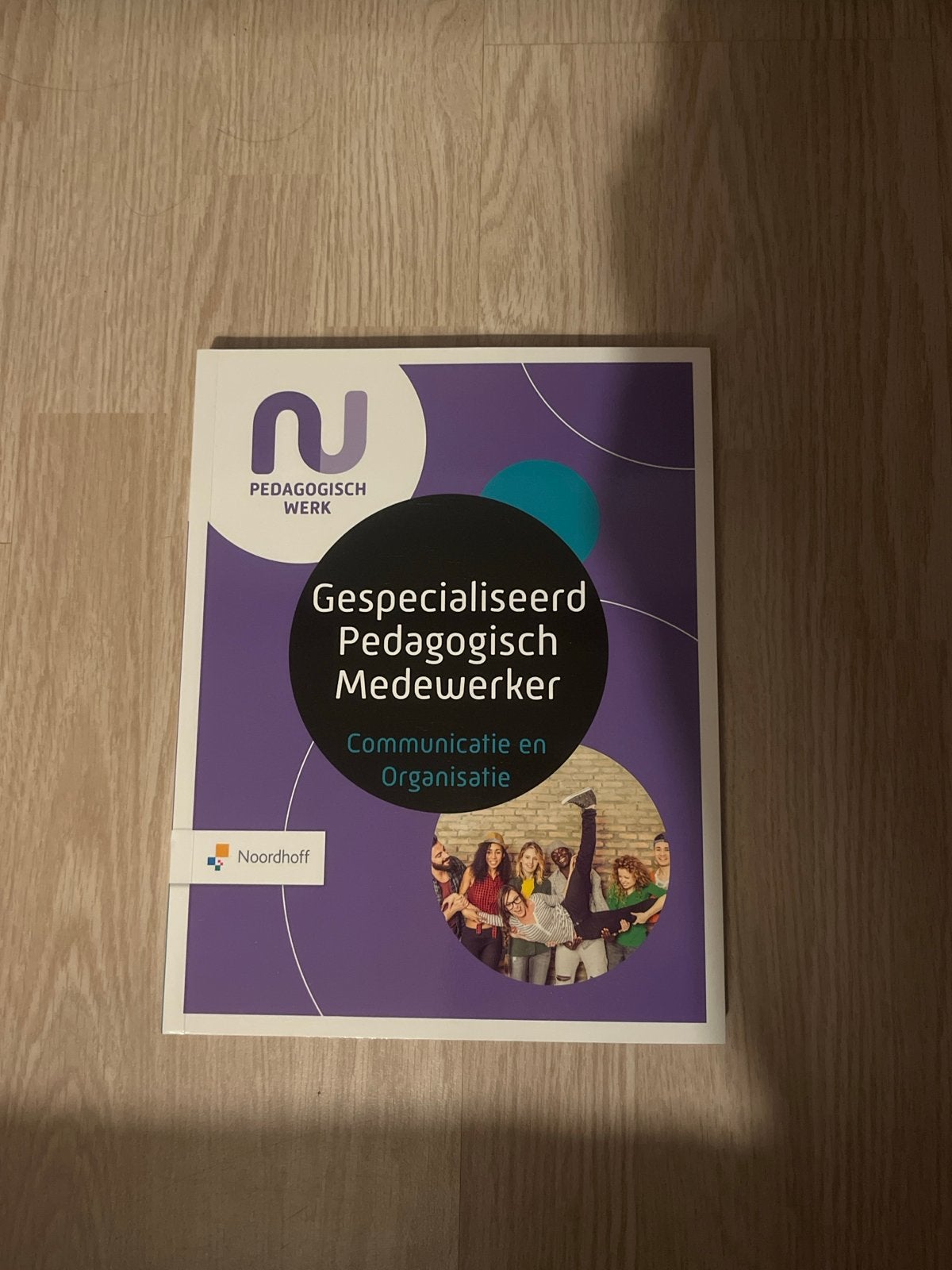 NU Pedagogisch Werk: Gespecialiseerd Pedagogisch Medewerker, Ophalen of Verzenden, Gamma, Zo goed als nieuw, MBO