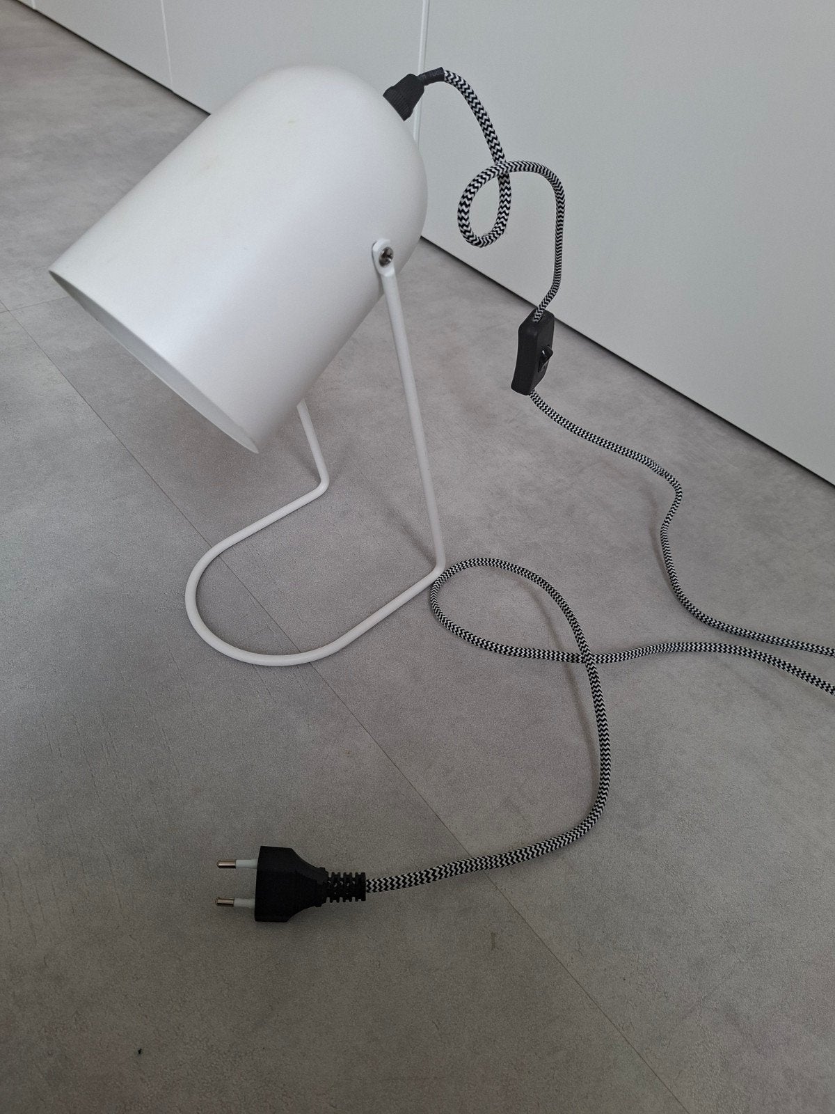 Witte tafellamp/spot met textielkabel en schakelaar, Ophalen of Verzenden