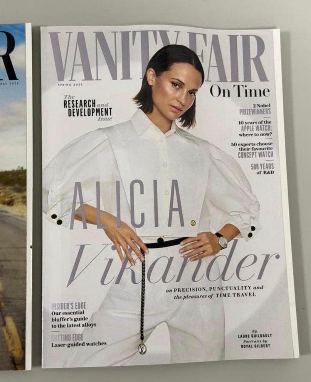 Vanity Fair 2025 Sebastian Stan Alicia Vikander tijdschrift, Ophalen of Verzenden, Nieuw