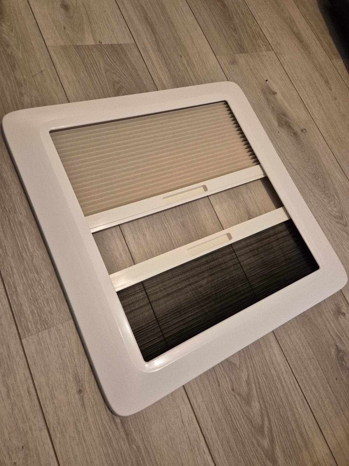 Dakluik voor camper of caravan 40x40, Ophalen, Gebruikt