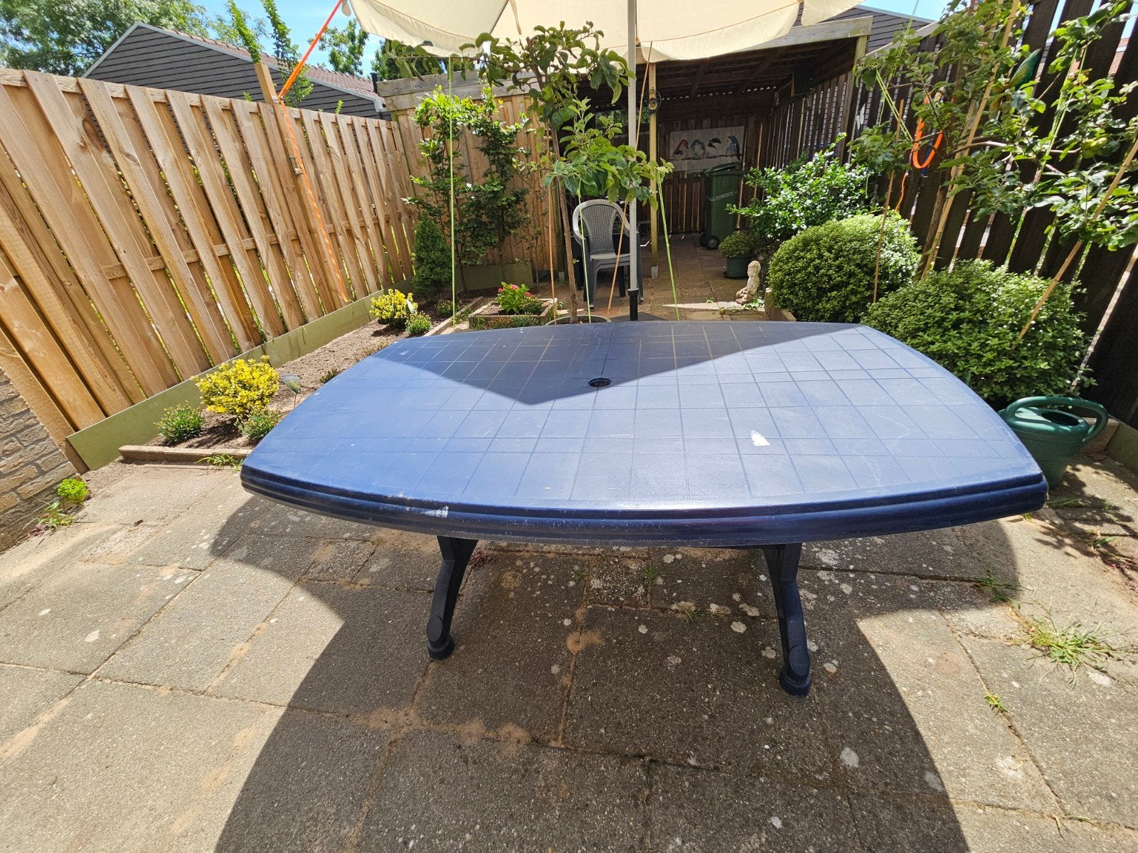 Stevige kunststof tuintafel - Blauw 150 × 96, Tuin en Terras, Ophalen, Gebruikt, Rechthoekig, Kunststof