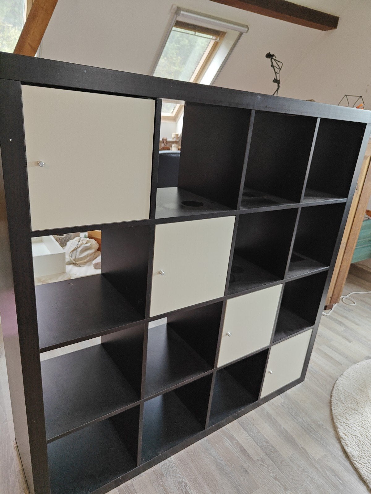 IKEA Kallax 4x4 Kast met Witte Deurtjes, Ophalen, Gebruikt