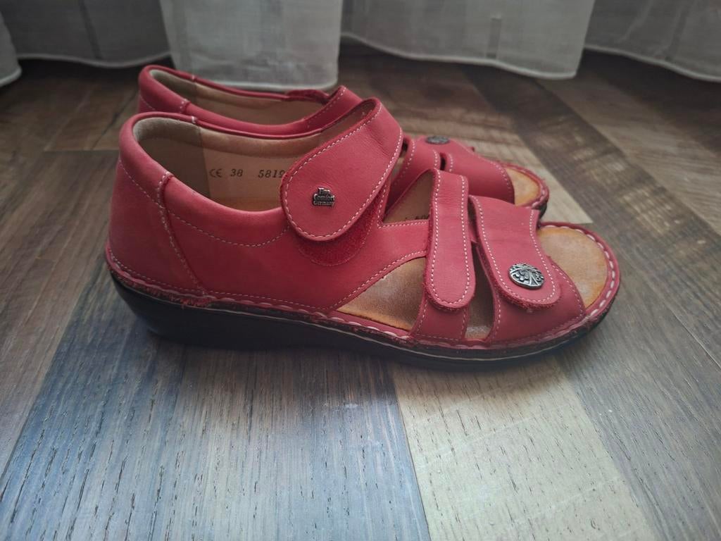 Finn comfort Maat 38, Instappers, Ophalen of Verzenden, Zo goed als nieuw, Rood