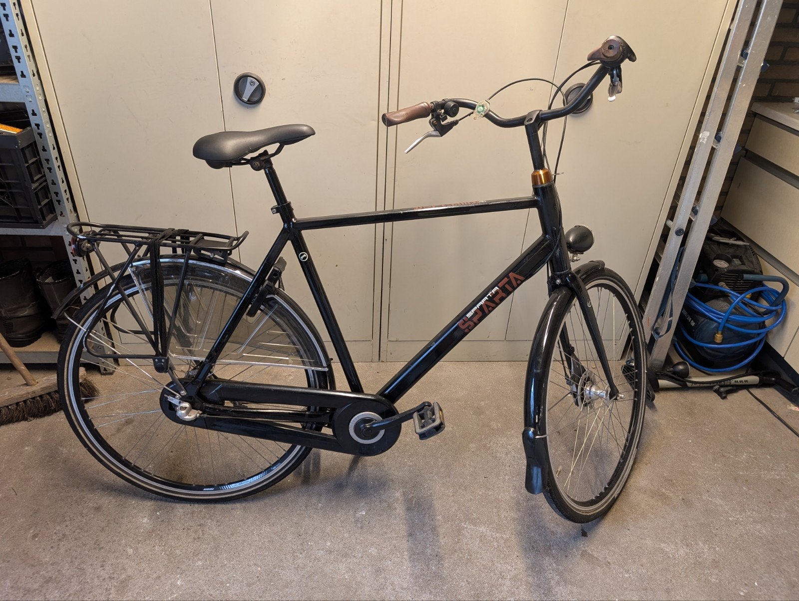Sparta Regular C3, 3 versnellingen, framemaat 57, zwart, Fietsen en Brommers, Ophalen, Sparta, Gebruikt, Versnellingen