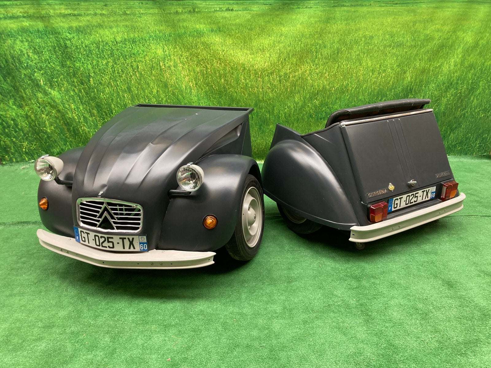 Unieke Citroën 2CV Lounge Set - Origineel en Tweedelig, Ophalen