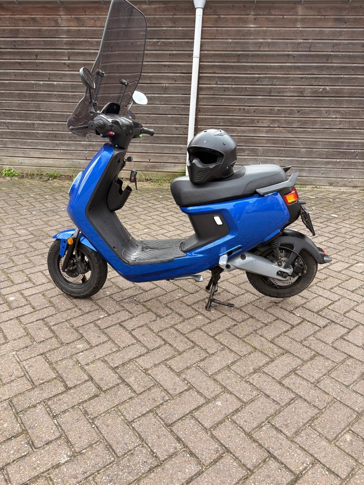 Elektrische scooter = brommer 45 km, Ophalen of Verzenden