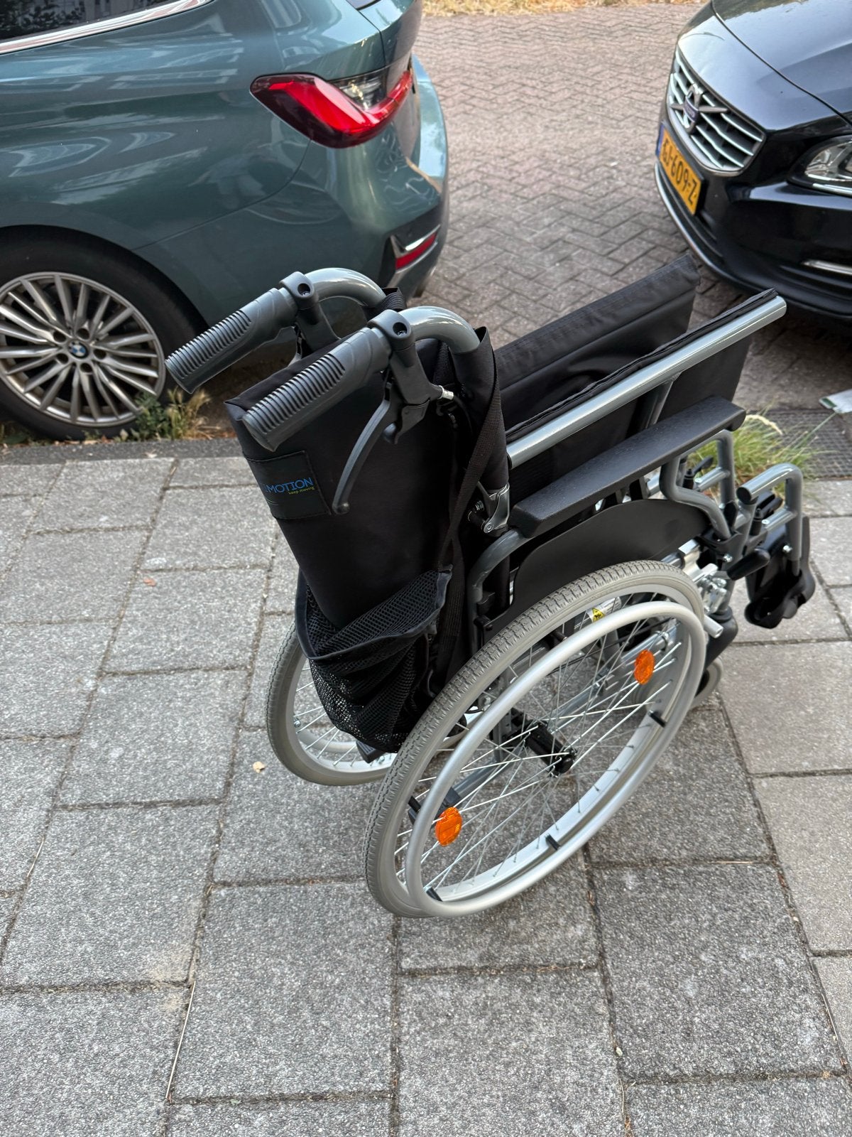 Opvouwbare MultiMotion M5 rolstoel, Diversen, Rolstoelen, Ophalen of Verzenden, Inklapbaar, Zo goed als nieuw, Duwrolstoel