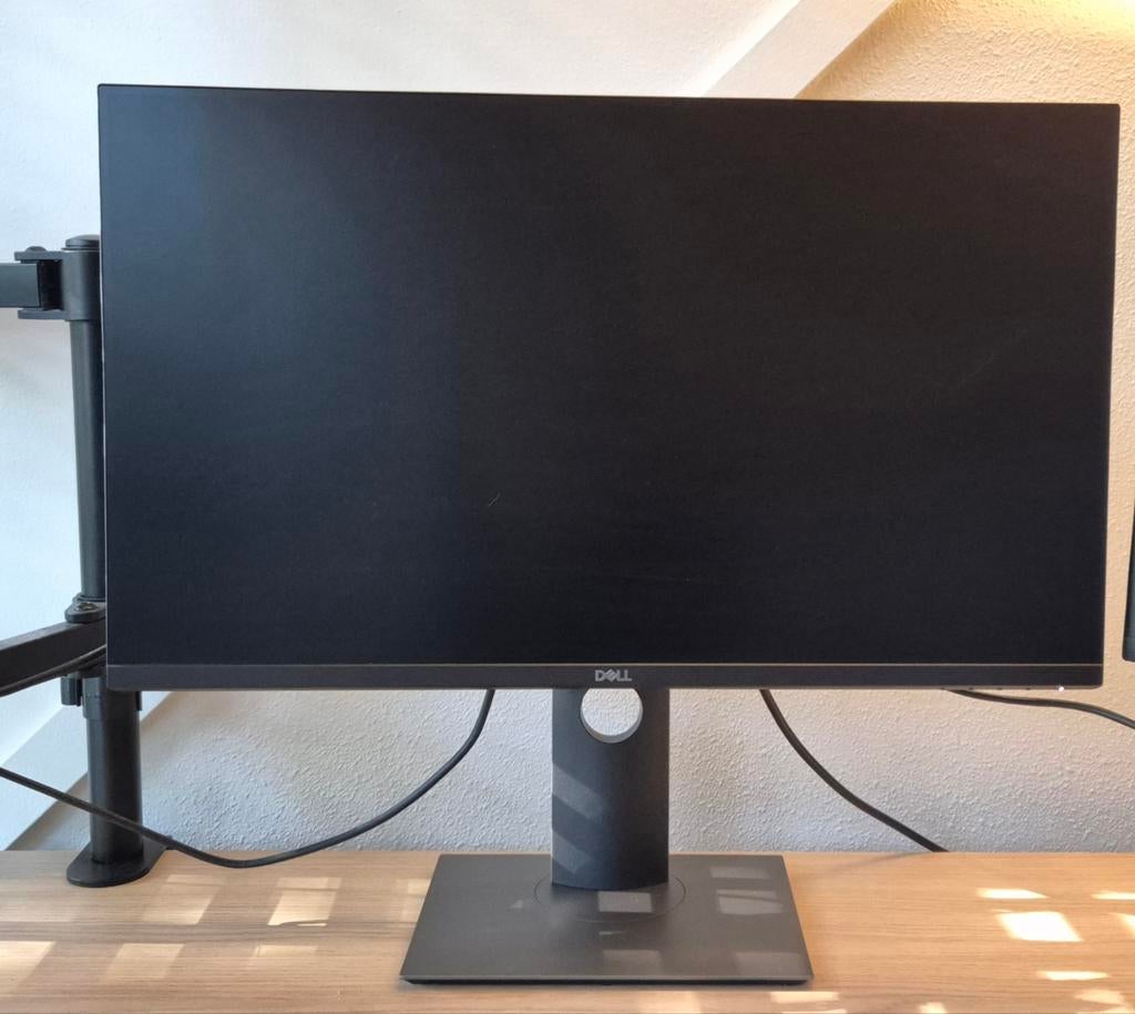 Dell P2719HC 27 inch monitor - In hoogte verstelbaar, Computers en Software, Monitoren, Ophalen, Gebruikt, IPS, In hoogte verstelbaar