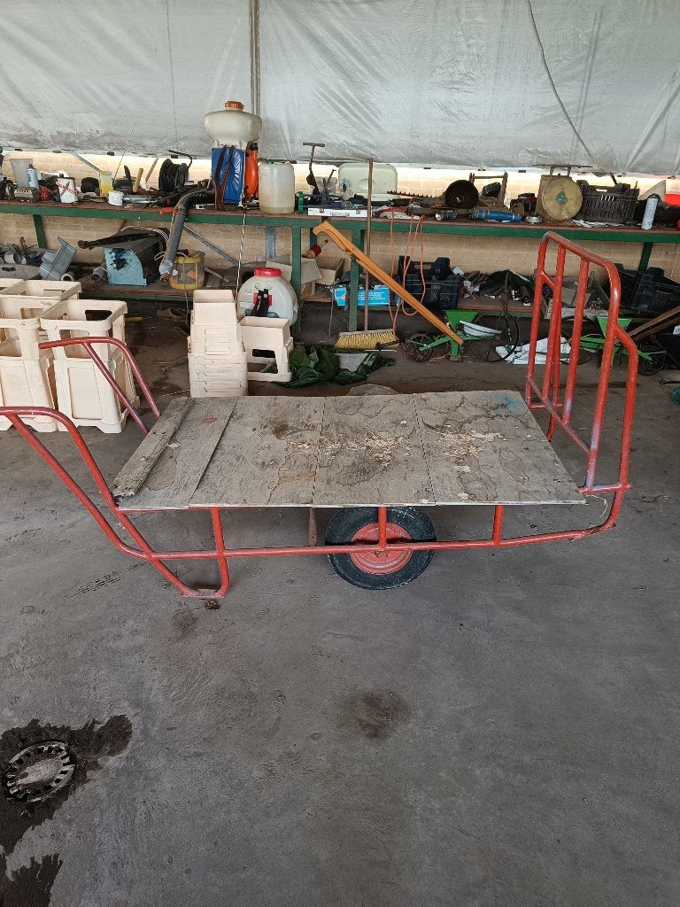 Te koop platte kruiwagen met twee wielen, Ophalen, Gebruikt, Handmatig, Tweewielig