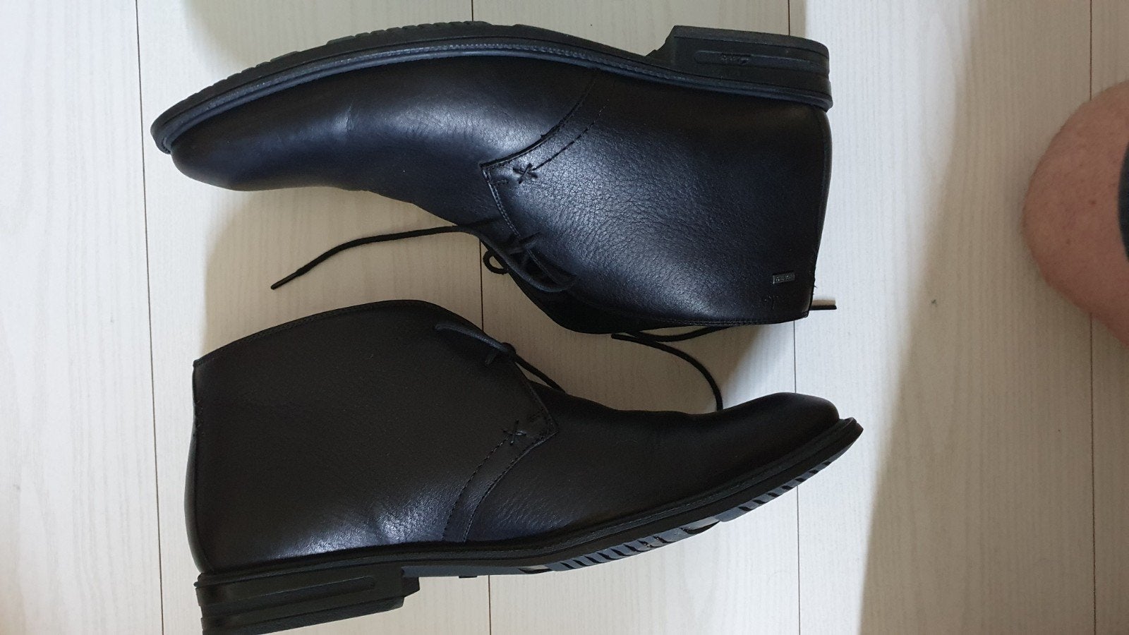 Clarks Gore-Tex schoen Zwart Leer Maat 46, Zwart, Boots, Clarks, Ophalen of Verzenden
