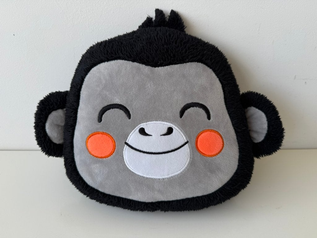 Knuffel kussen aap kop, apenkop zwart met grijs 25 cm., Overige typen, Zwart, Ophalen of Verzenden, Zo goed als nieuw