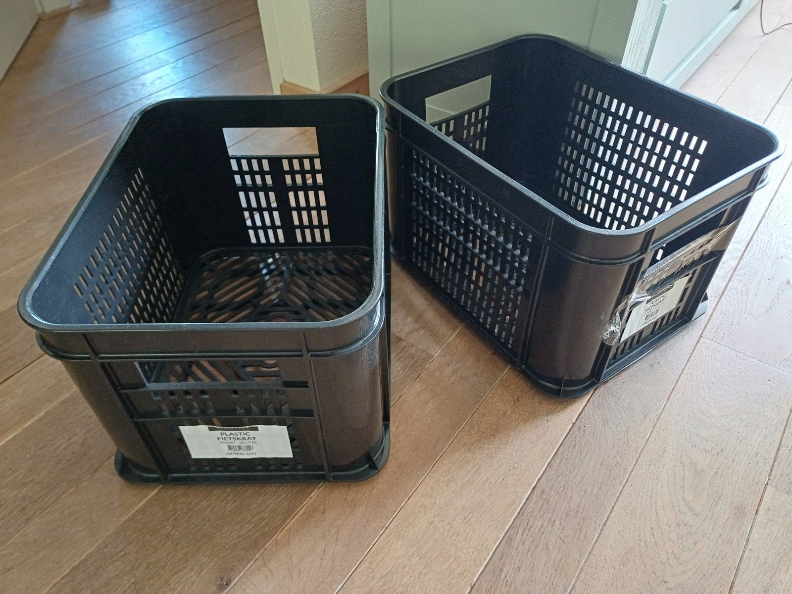 Nieuw zwart fiets kratje (2 stuks beschikbaar), Ophalen of Verzenden, Nieuw