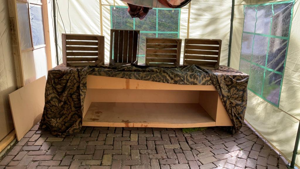 Verrijdbare bar/hobby tafel/ werkbank, Doe-het-zelf en Verbouw, Werkbanken, Ophalen, Gebruikt