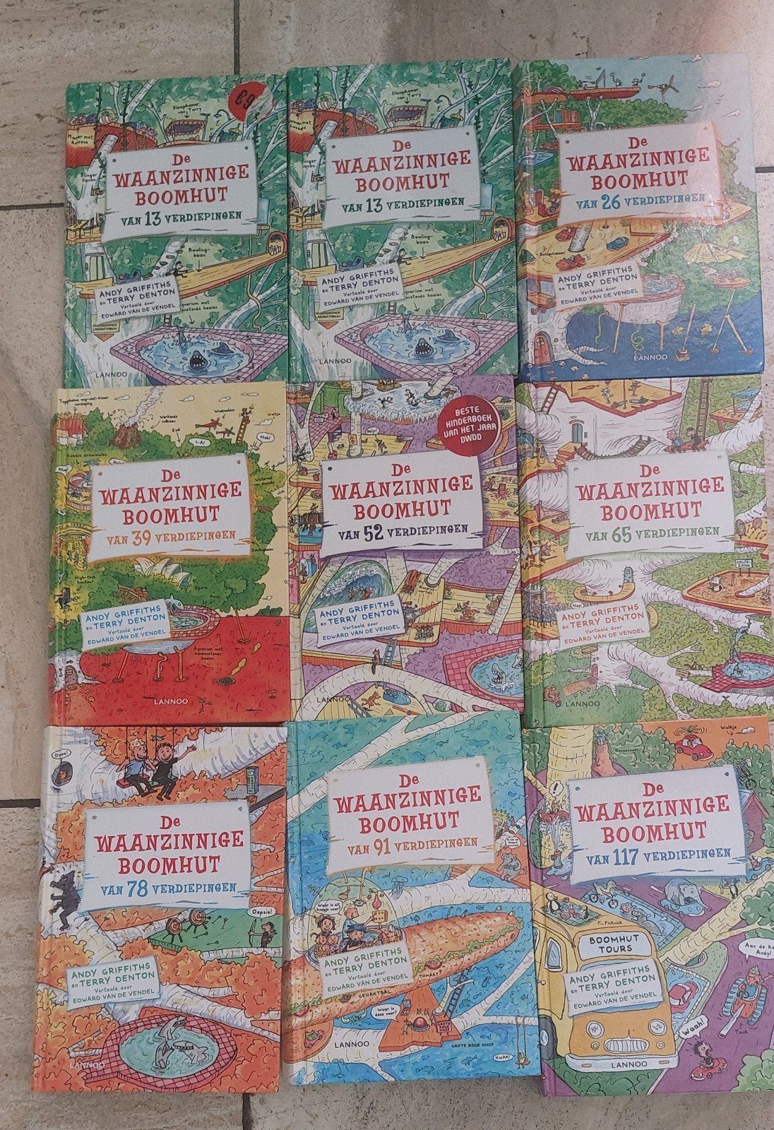 Jeugdboeken, 1x gelezen, Boeken, Ophalen, Zo goed als nieuw