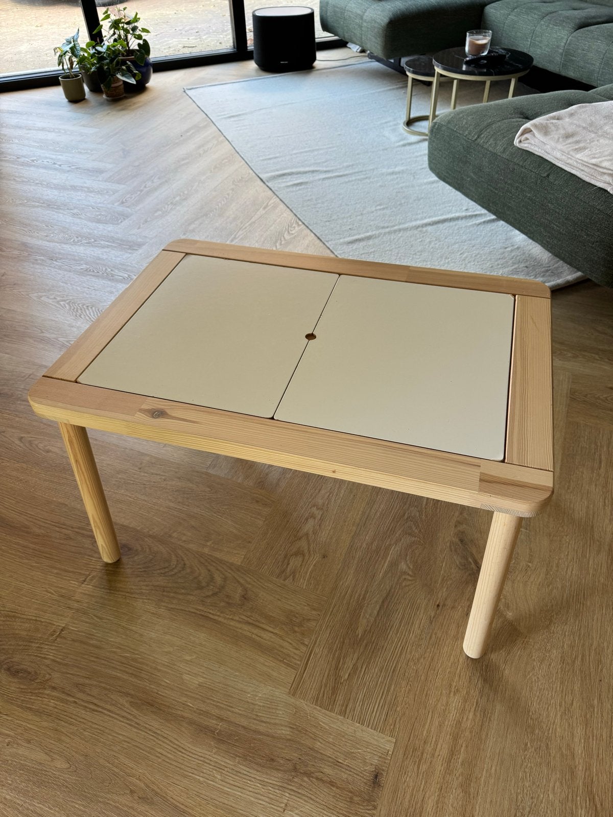 IKEA Flisat kindertafel met 2x Trofast bakken, Ophalen, Zo goed als nieuw, Tafel(s)
